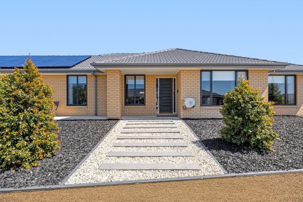 7 Evans Park Dr, Ararat, VIC 3377