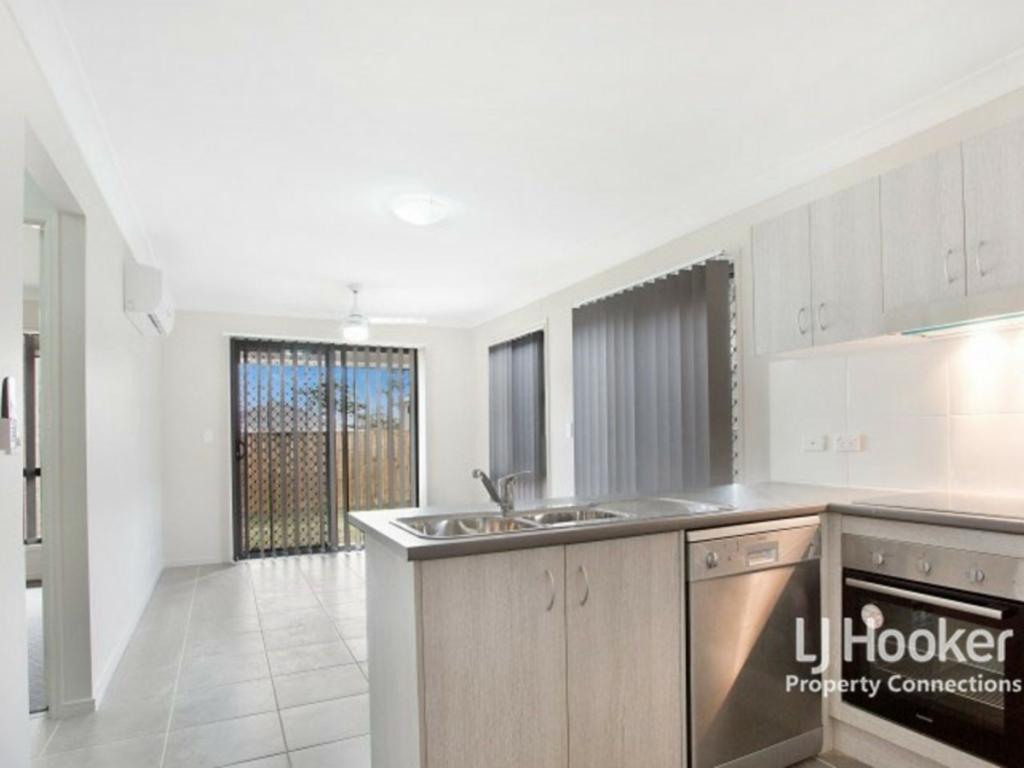 2/11 MISTRAL CRES, GRIFFIN, QLD 4503