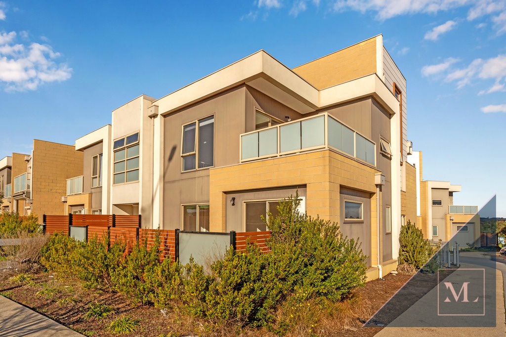 22/2 Rockgarden Dr, Truganina, VIC 3029