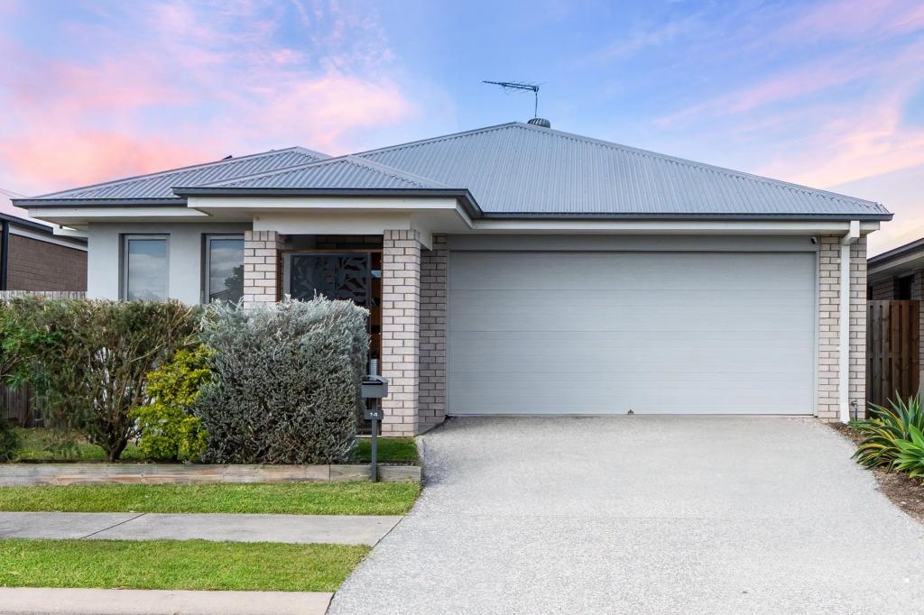 14 Barnyard Dr, Park Ridge, QLD 4125