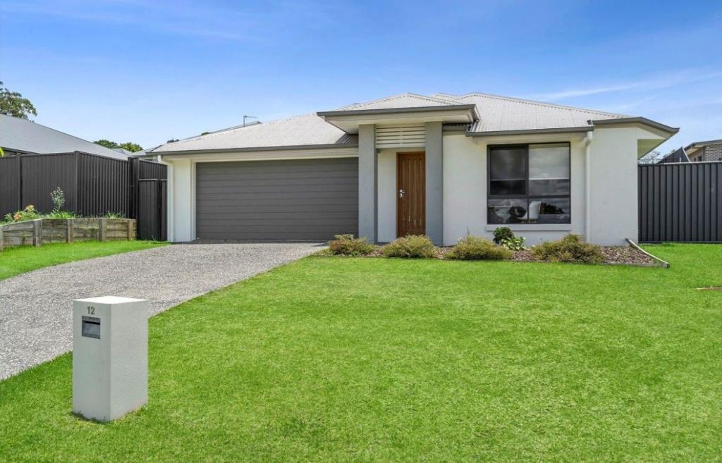 12 BALMORAL CRES, SOUTHSIDE, QLD 4570