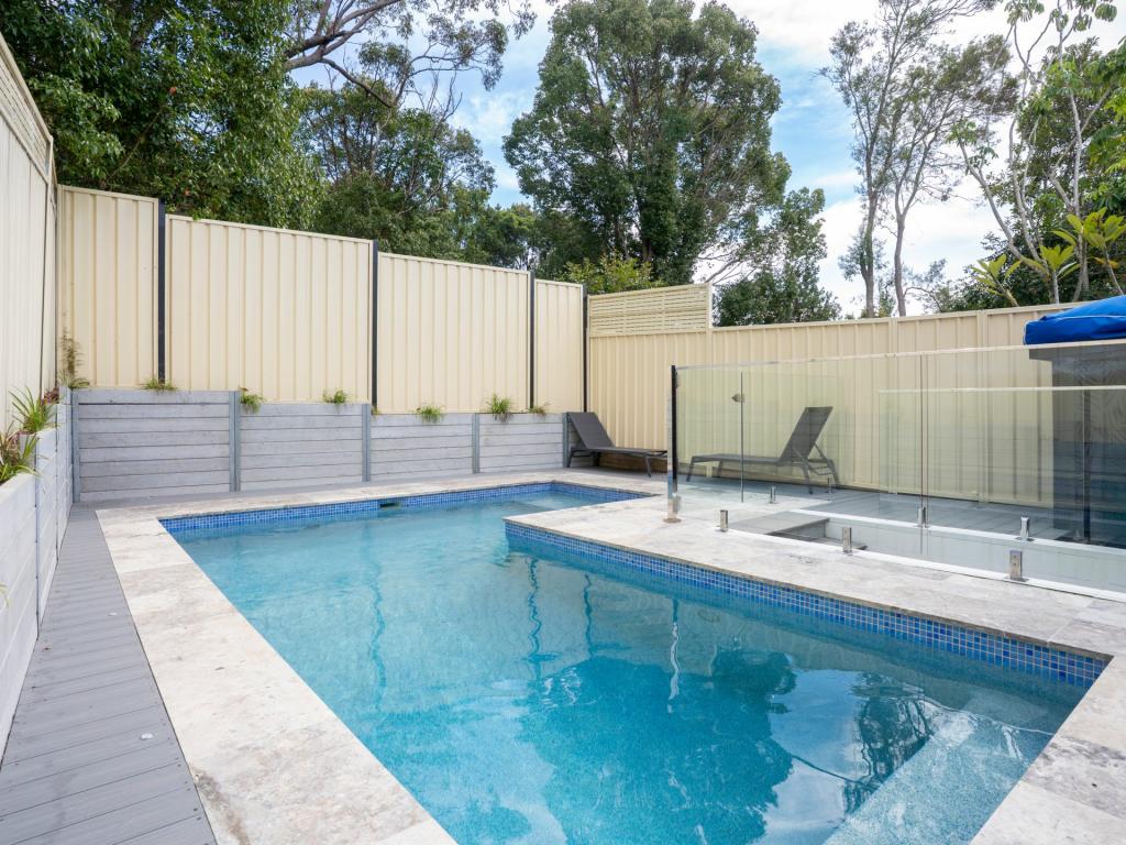 15 YOOLARAI CRES, NELSON BAY, NSW 2315