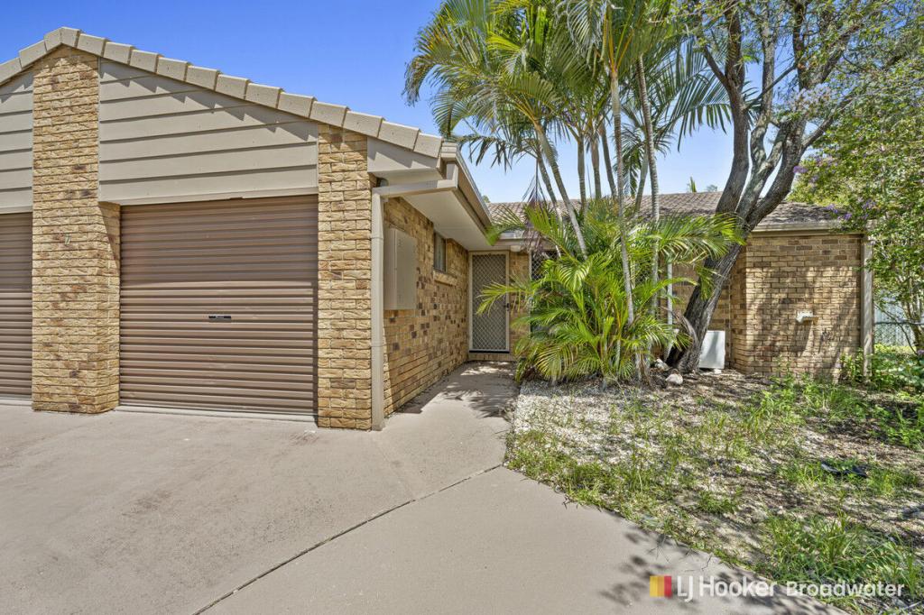 1/7 Camera Ct, Oxenford, QLD 4210