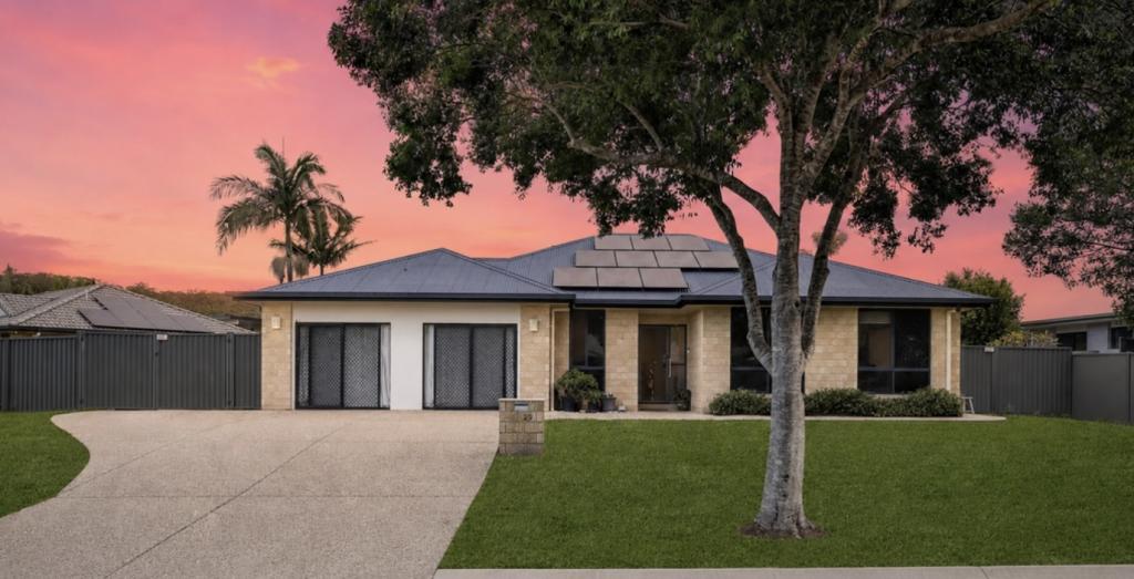29 Maddock Ave, Mooloolah Valley, QLD 4553