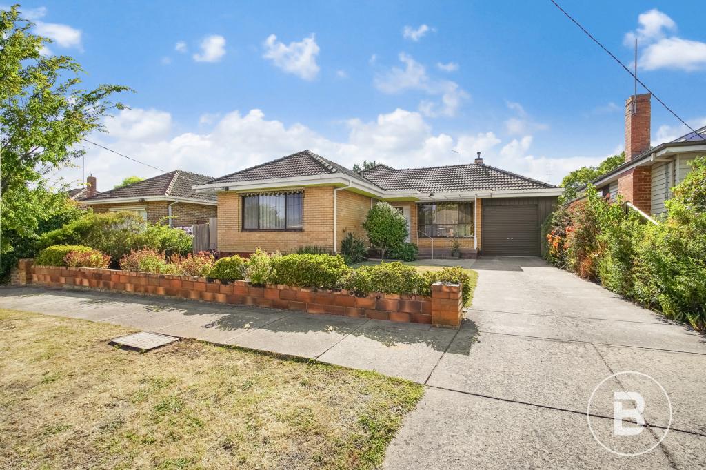 8 Essex St, Wendouree, VIC 3355