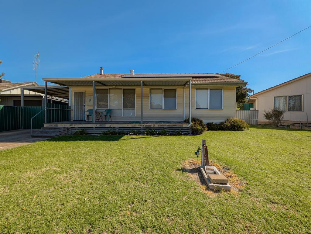 18 William St, Kerang, VIC 3579