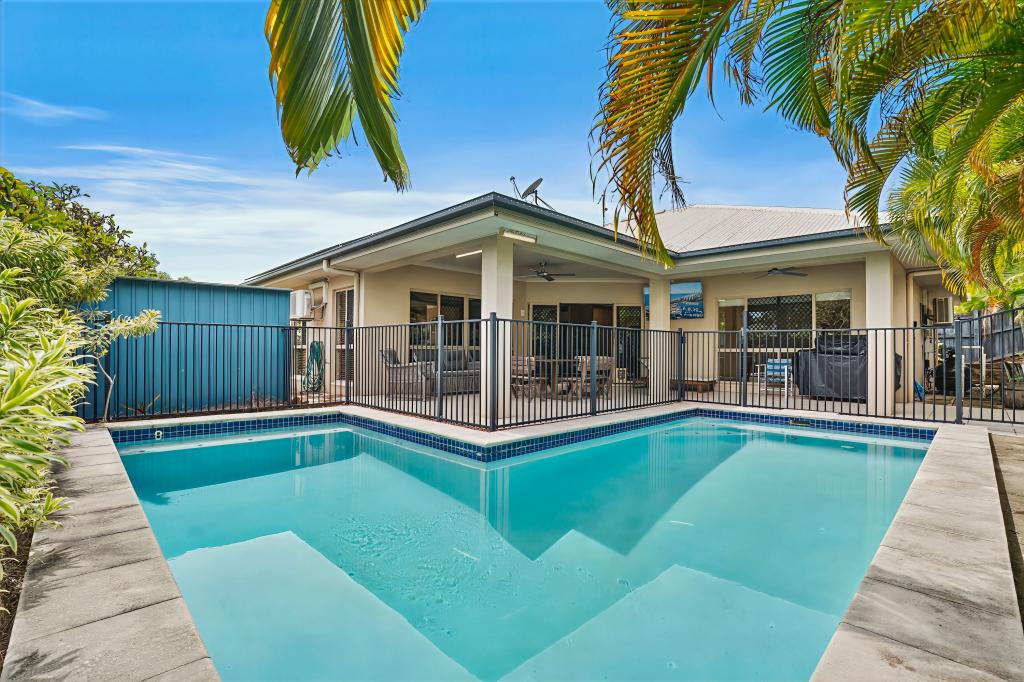 12 Palmetto St, Palm Cove, QLD 4879