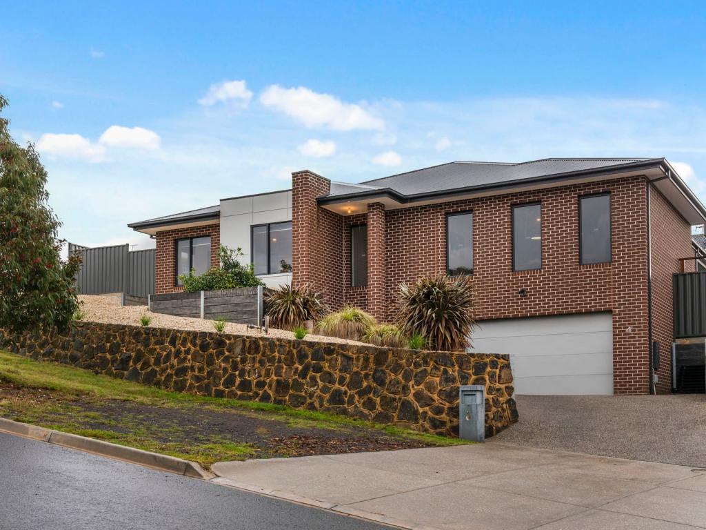 4 DARLEY DR, DARLEY, VIC 3340