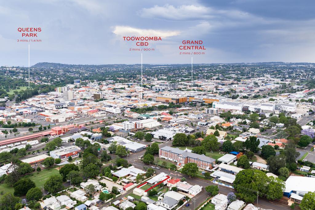 17 Taylor St, Newtown, QLD 4350