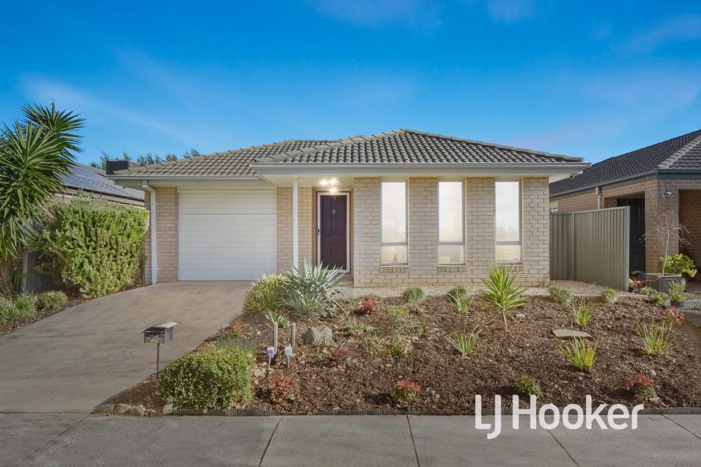 85 Broad Oak Dr, Cranbourne East, VIC 3977