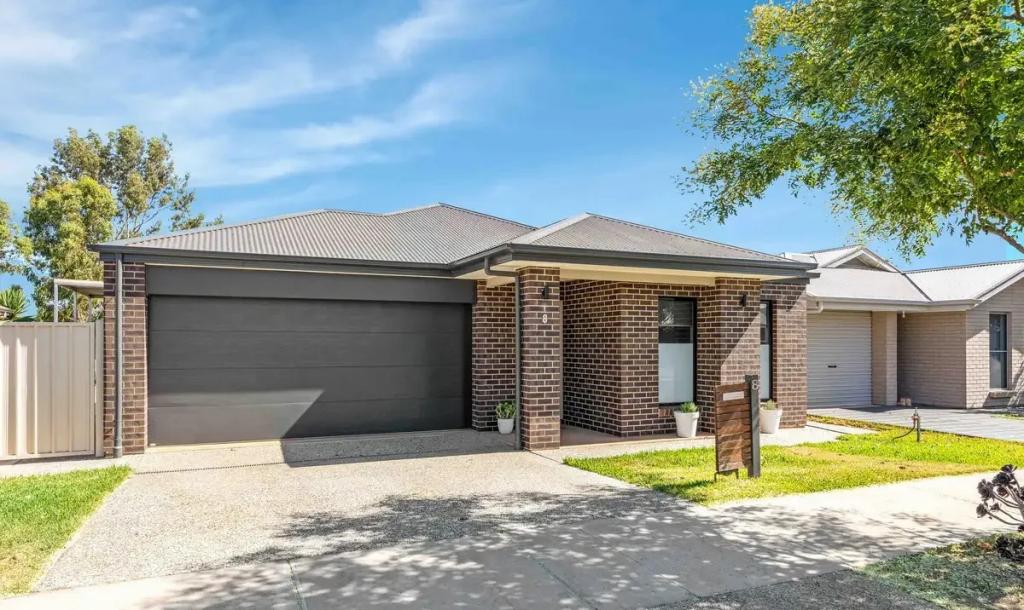 8 Luis Dr, Angle Vale, SA 5117