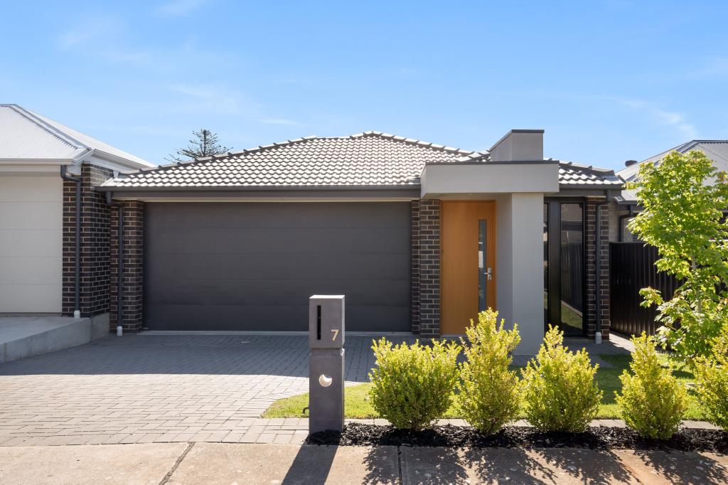 7 Tennyson St, Clearview, SA 5085