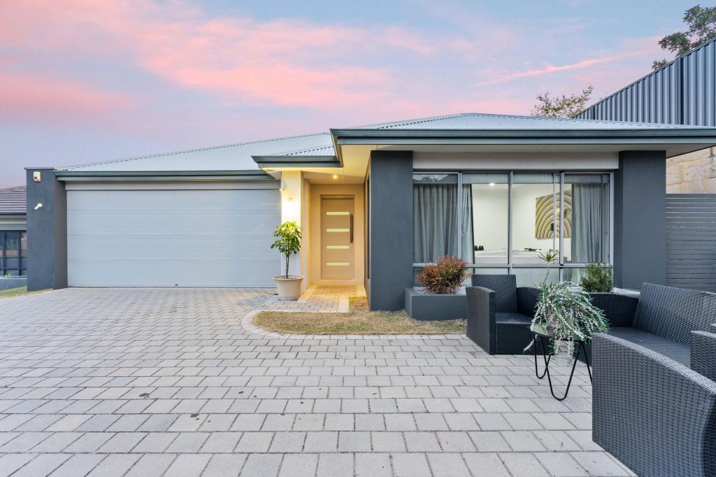 33 Sissinghurst Cres, Landsdale, WA 6065