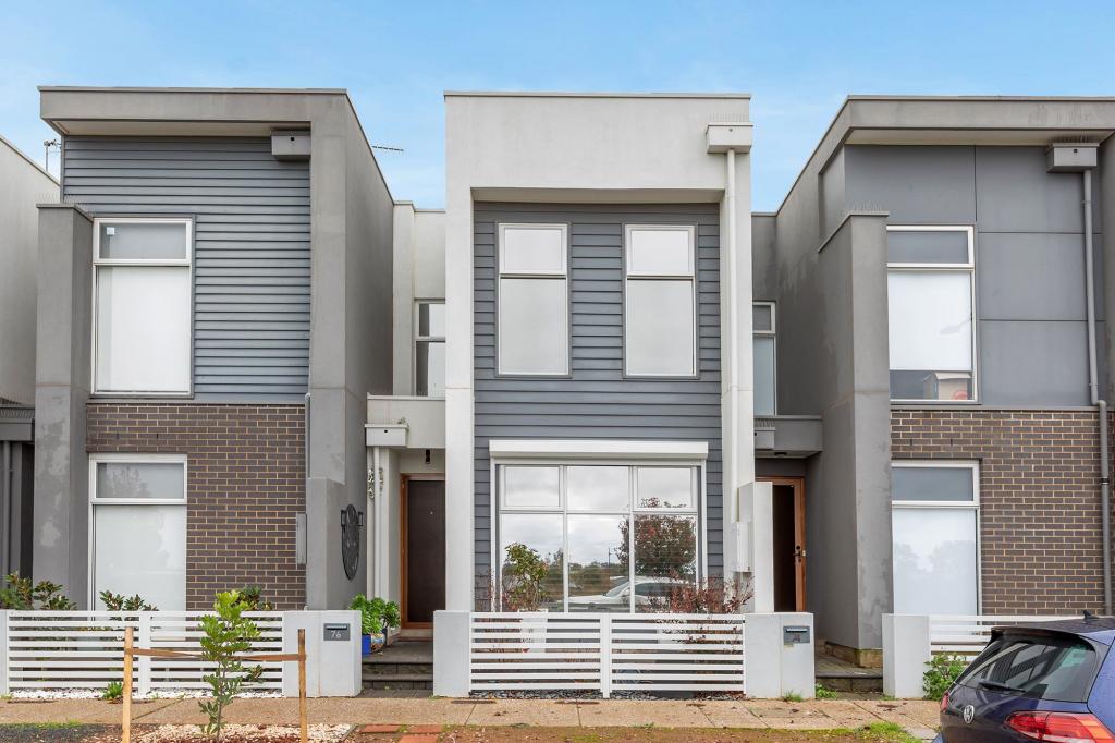 76 Burnlea Pde, Blakeview, SA 5114