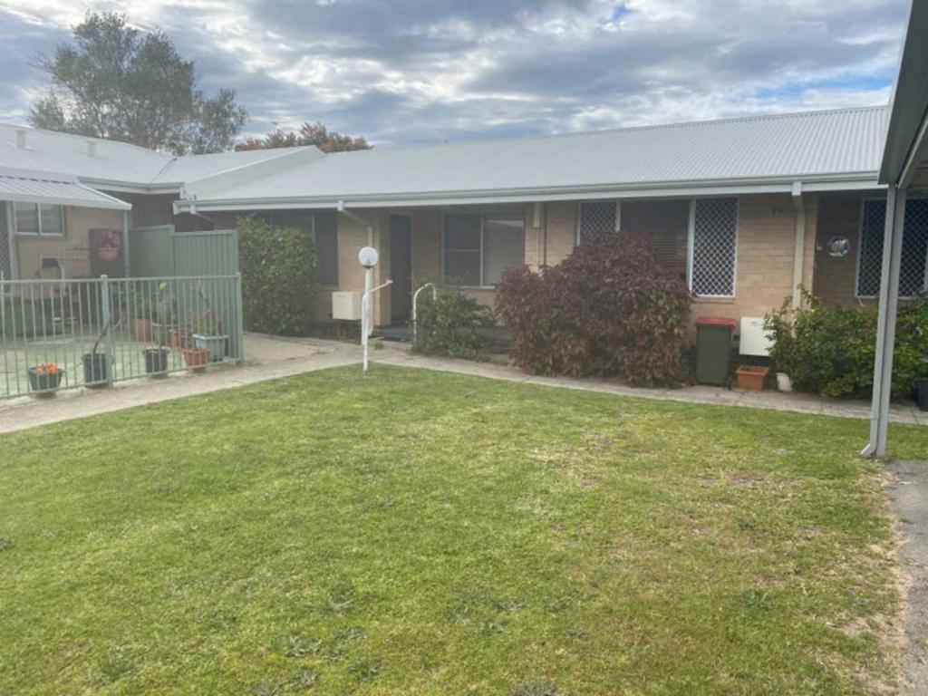 13/33 Sackville Tce, Scarborough, WA 6019