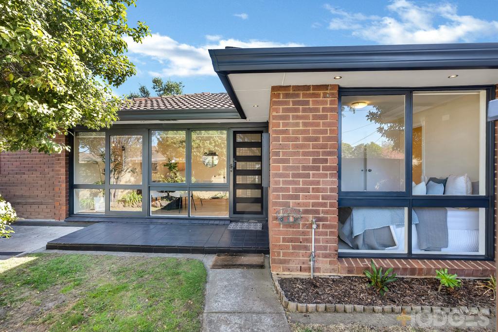 2/94 DEVON ST, CHELTENHAM, VIC 3192