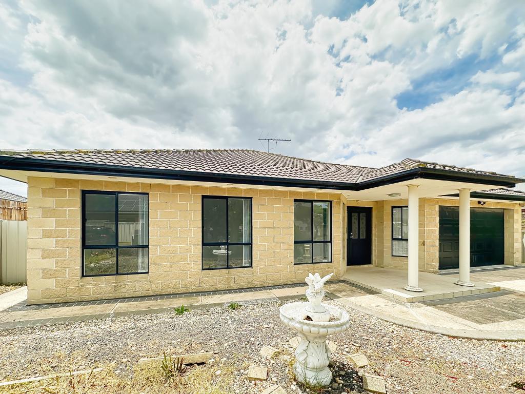 11 VALHALLA PL, CRAIGIEBURN, VIC 3064