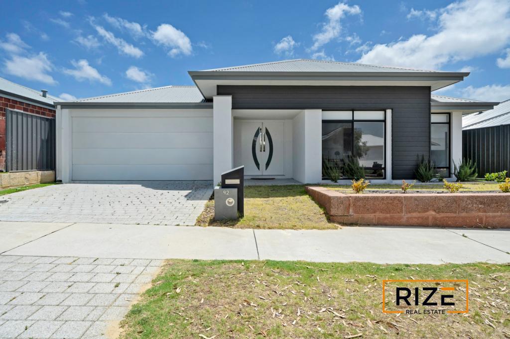 92 Potoroo St, Banksia Grove, WA 6031