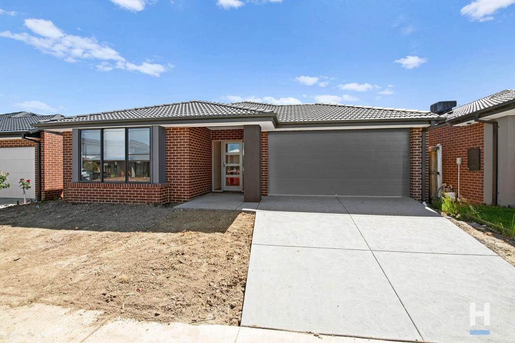 38 Albus Cres, Officer, VIC 3809