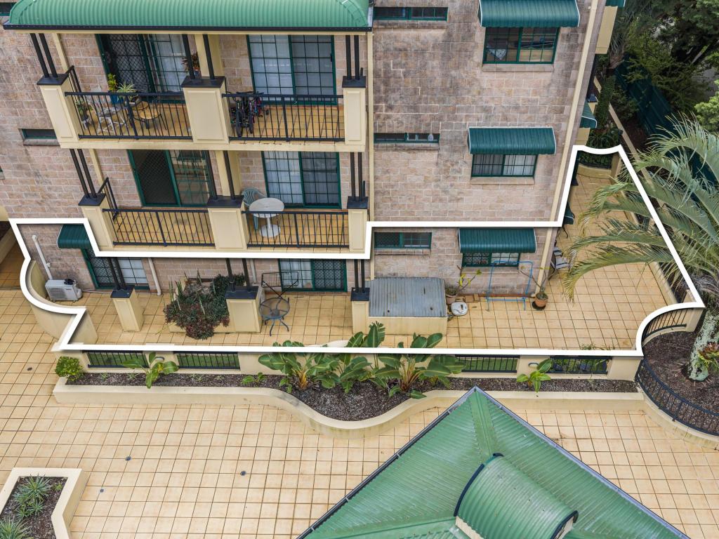 1/152-154 High St, Southport, QLD 4215