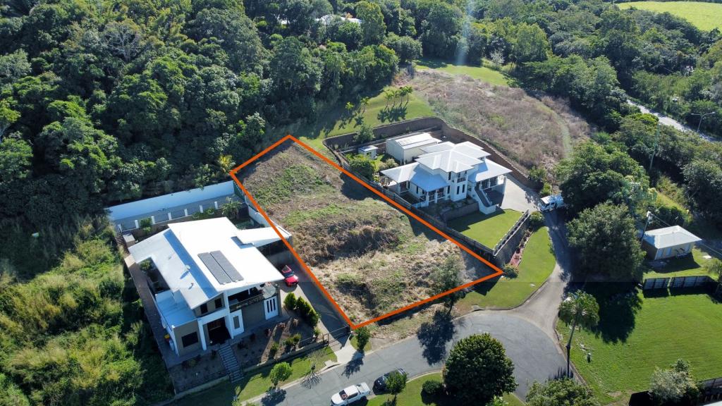 81 Cinnamon Dr, Glenella, QLD 4740