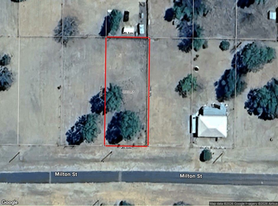 10 Milton St, Alpha, QLD 4724