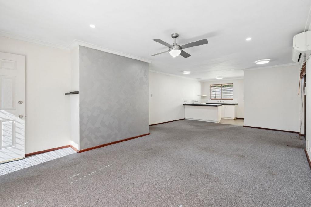 3/23 Money Rd, Melville, WA 6156