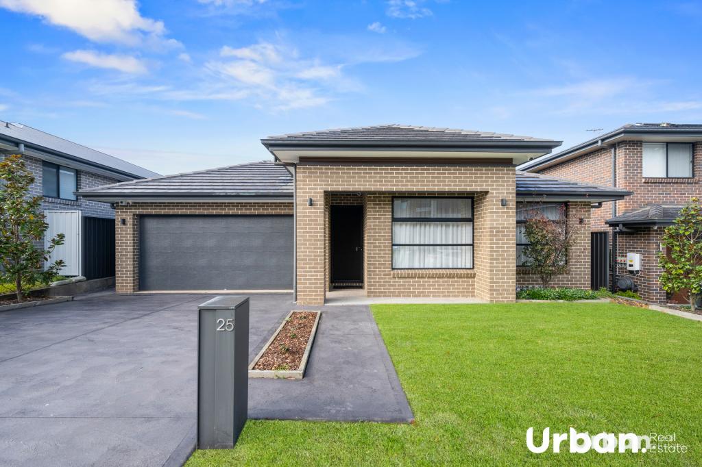 25 Fleming Dr, Campbelltown, NSW 2560