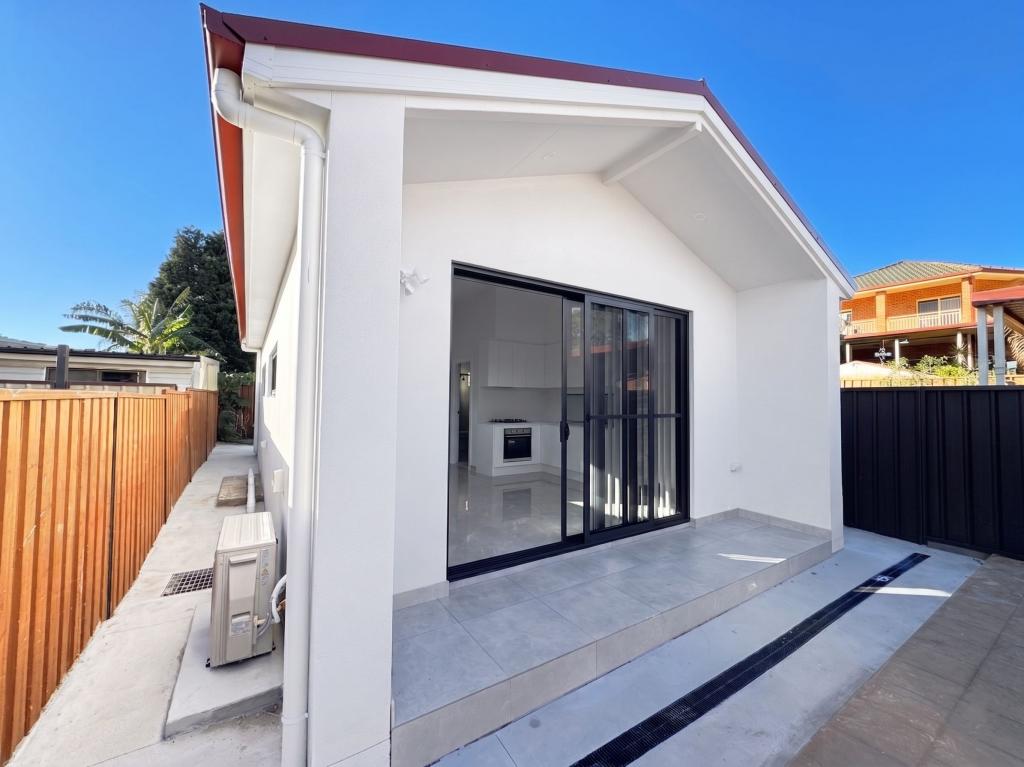 1b Lancelot St, Punchbowl, NSW 2196