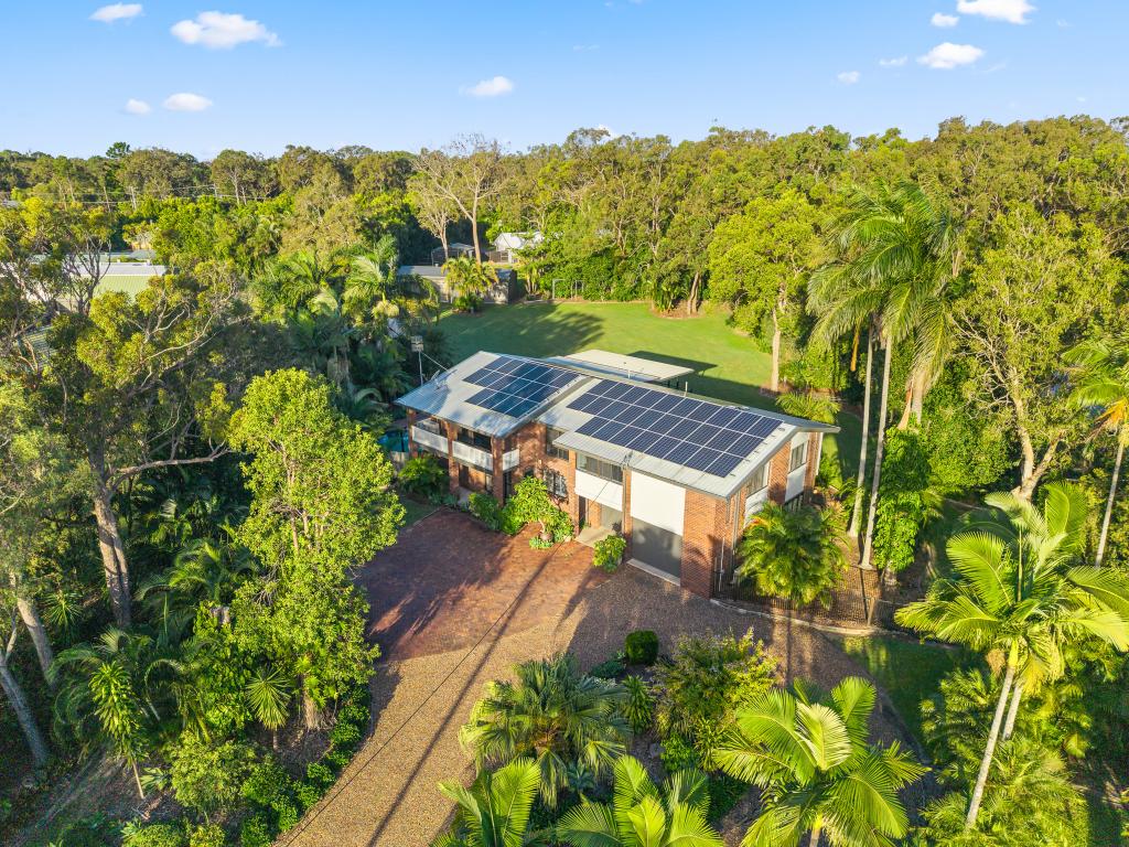 16 Wellington Cres, Wondunna, QLD 4655