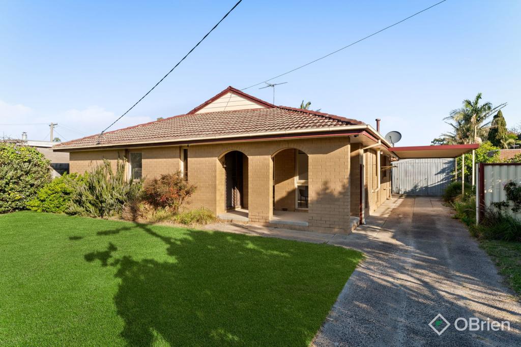 72 Pound Rd, Hampton Park, VIC 3976