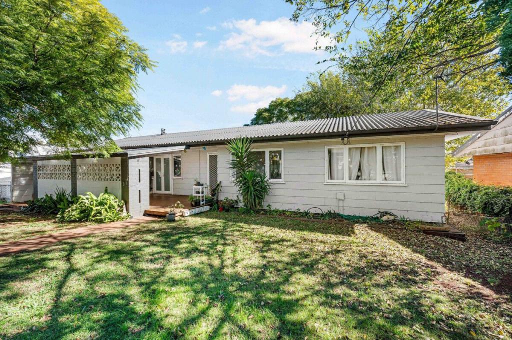 785 Ruthven St, South Toowoomba, QLD 4350