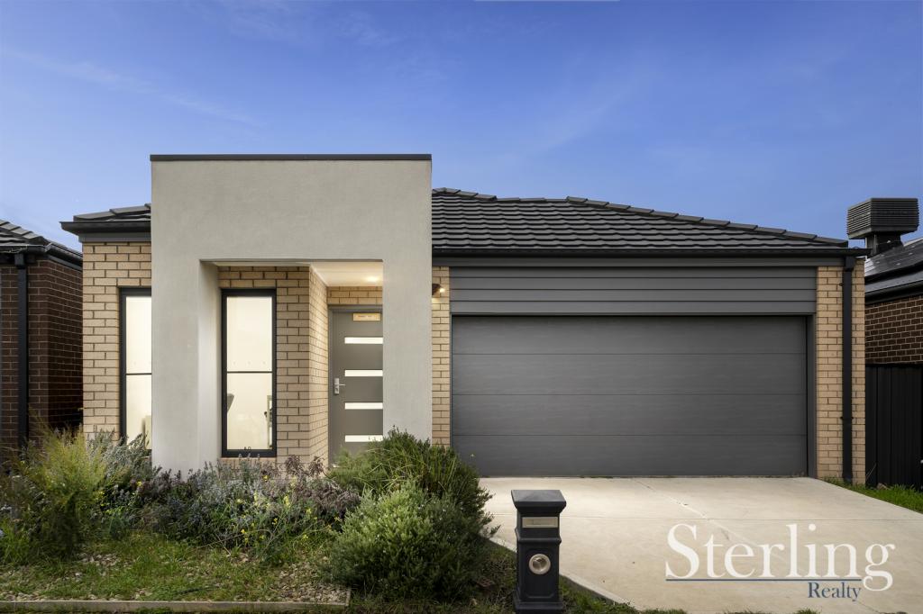 6 STACEY PDE, MOUNT COTTRELL, VIC 3024