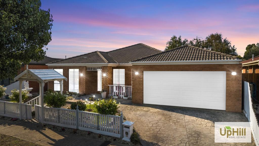 28 Cornwell Cres, Cranbourne East, VIC 3977