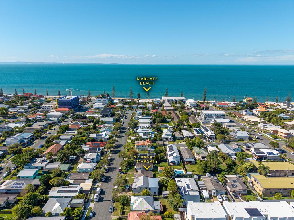 19 Bank St, Margate, QLD 4019