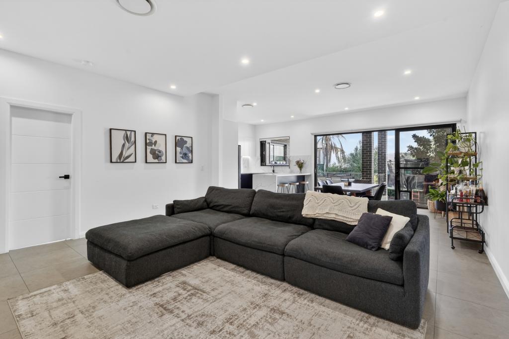 40 Binda St, Merrylands West, NSW 2160