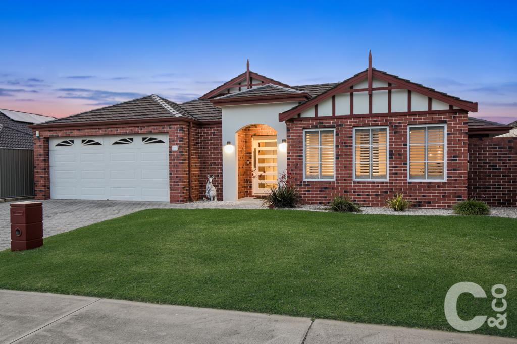 10 Morton Ave, Wellard, WA 6170