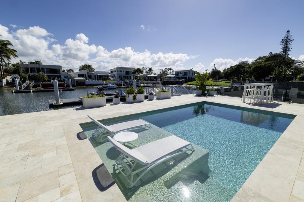 86 Point Cartwright Dr, Buddina, QLD 4575