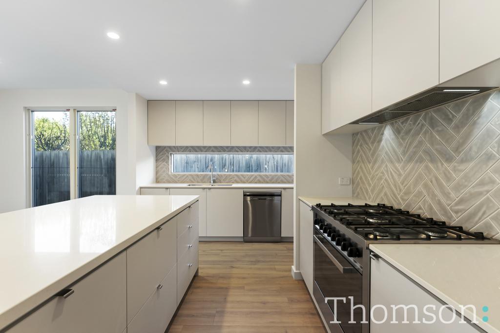 12 BOSTON AVE, MALVERN EAST, VIC 3145