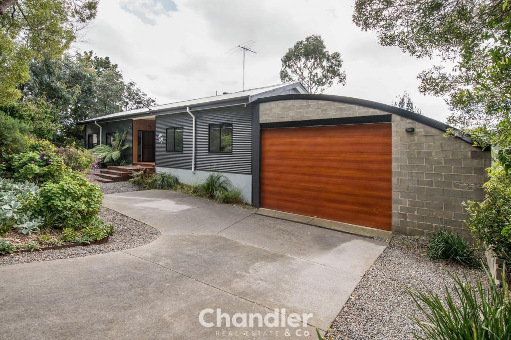 2 The Crescent, Belgrave Heights, VIC 3160