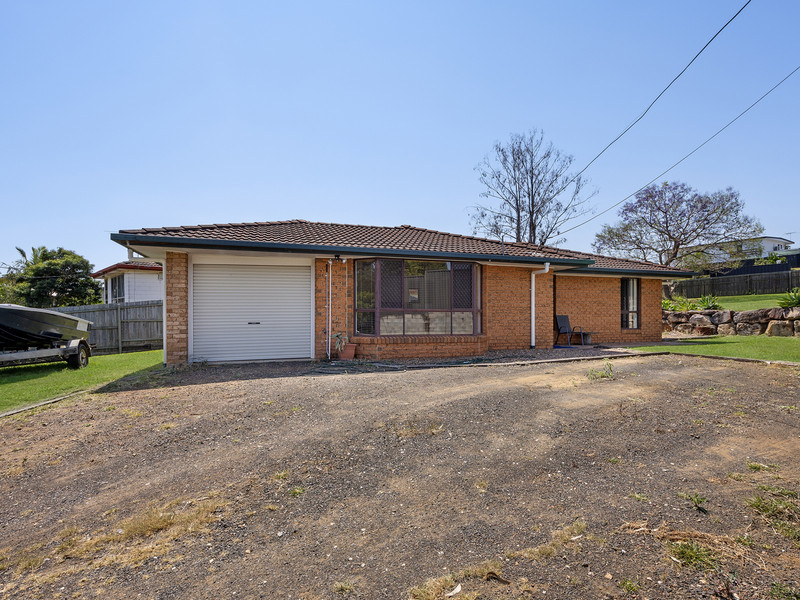 1 Glen Noble Ave, Redbank Plains, QLD 4301