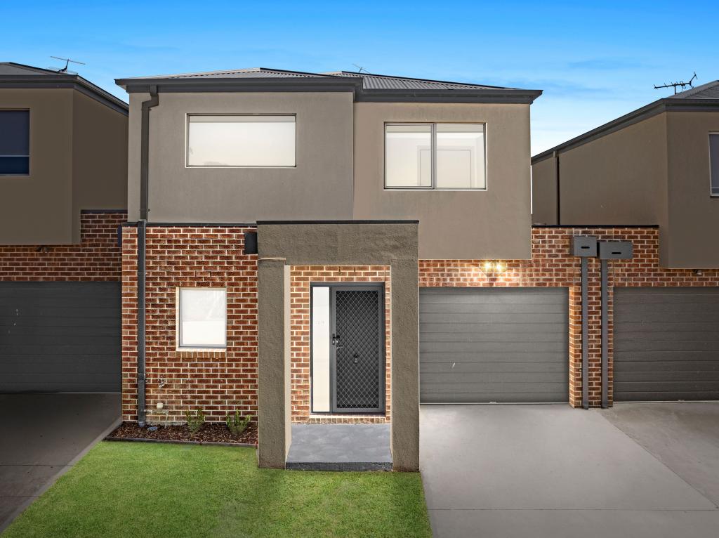 3/9 Mulwala Dr, Doreen, VIC 3754