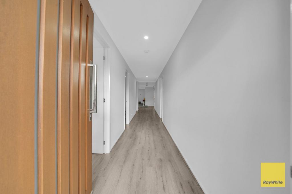 39 LITORIA DR, DEANSIDE, VIC 3336