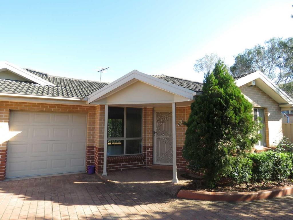 18B STAPLETON ST, WENTWORTHVILLE, NSW 2145