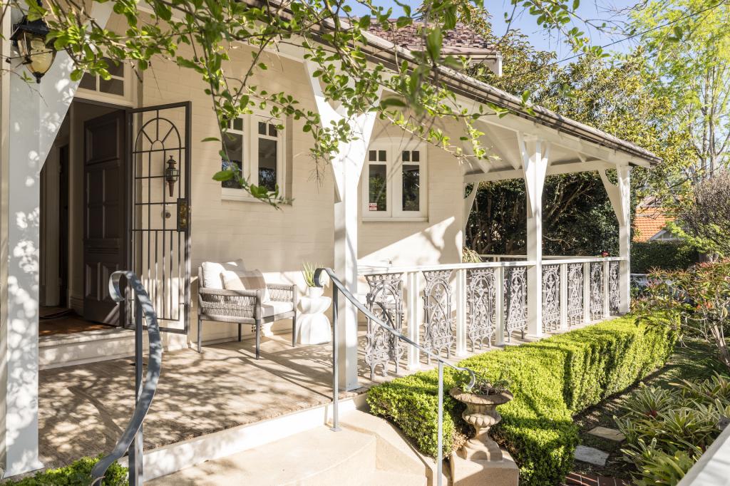 17 Wolger Rd, Mosman, NSW 2088