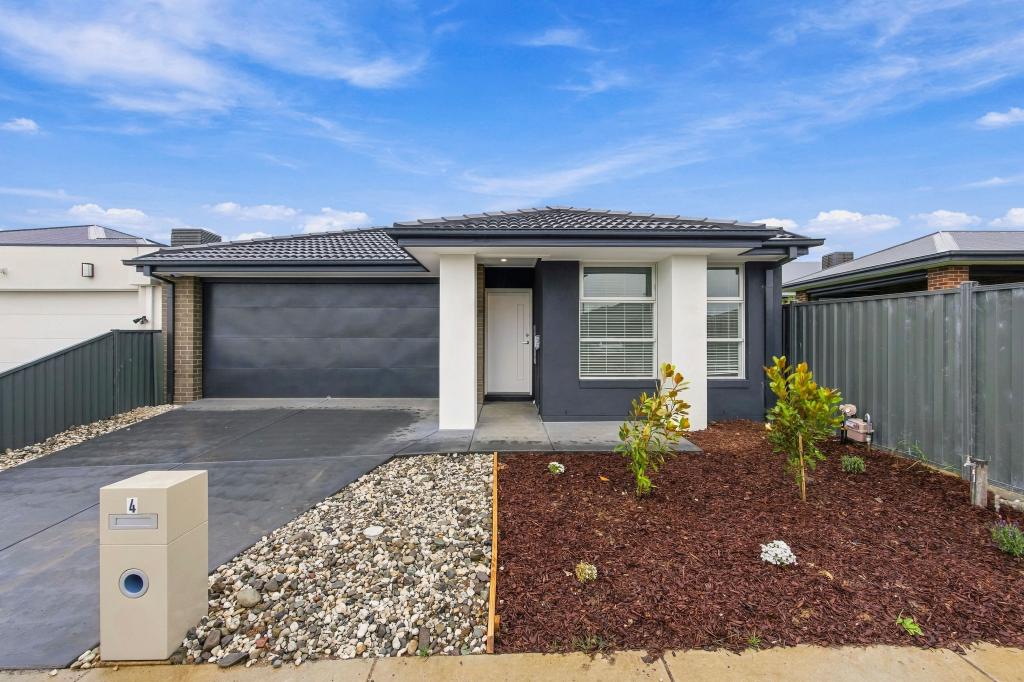 4 Maloney St, Lucas, VIC 3350