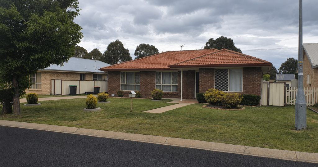 28 Aldred Ave, Armidale, NSW 2350