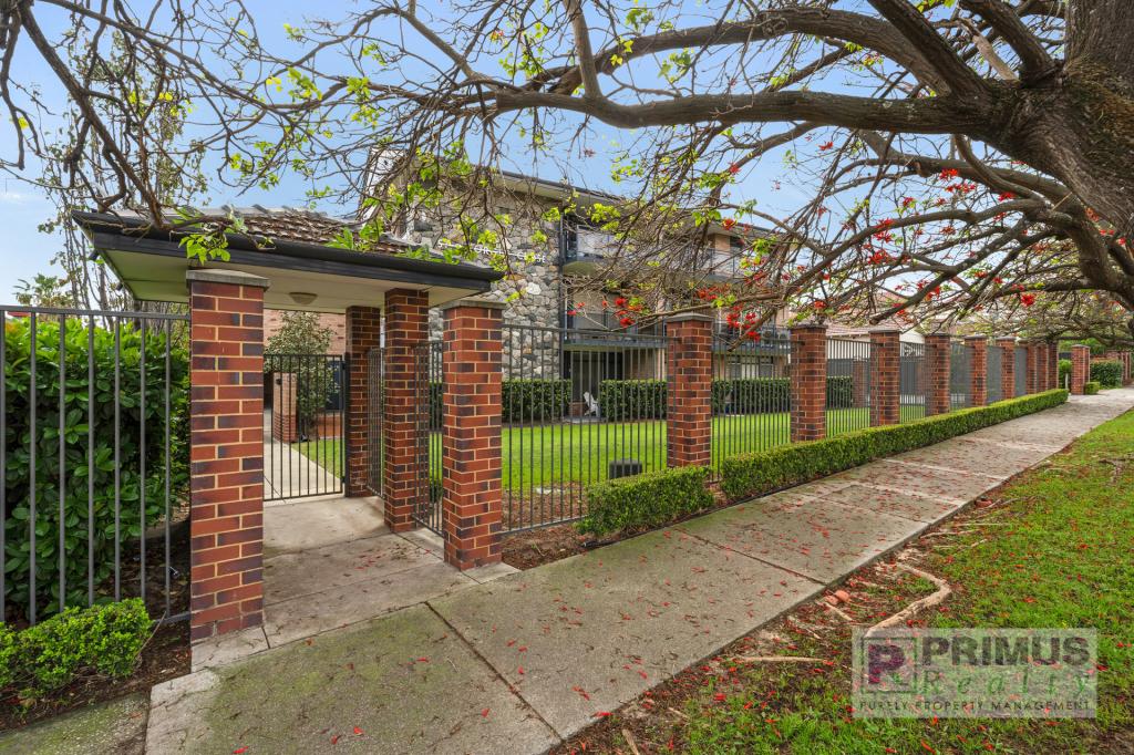 3/30 Preston St, Como, WA 6152