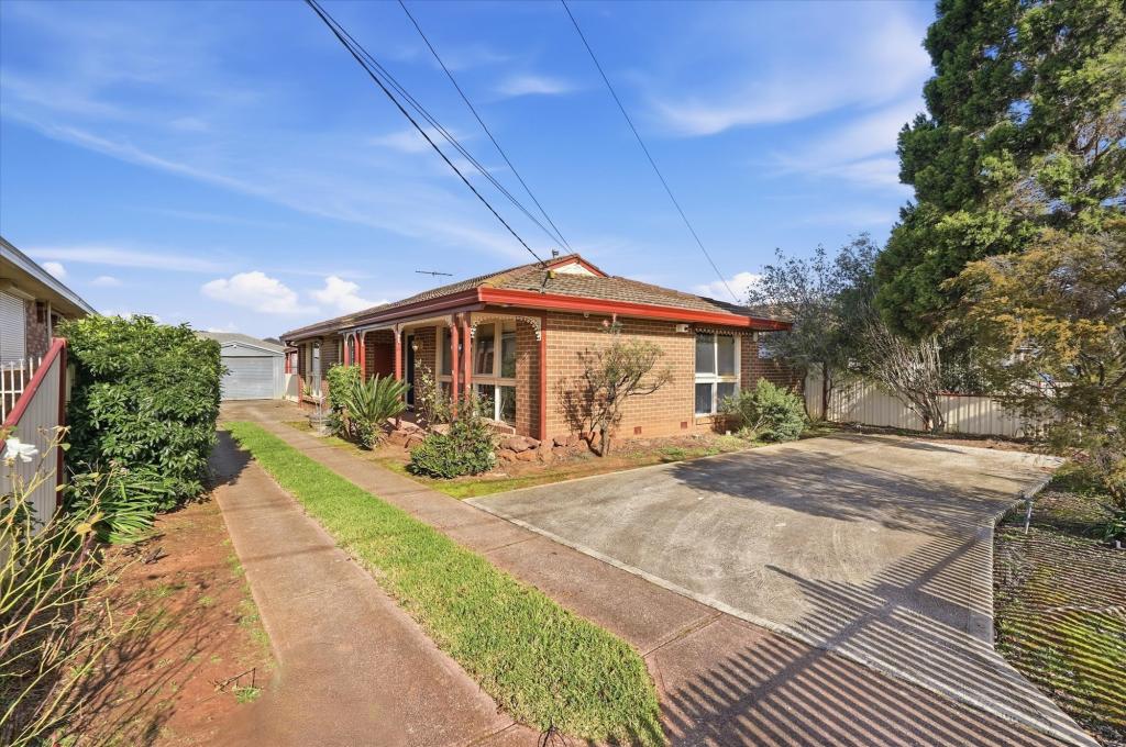 79 Grace St, Melton South, VIC 3338