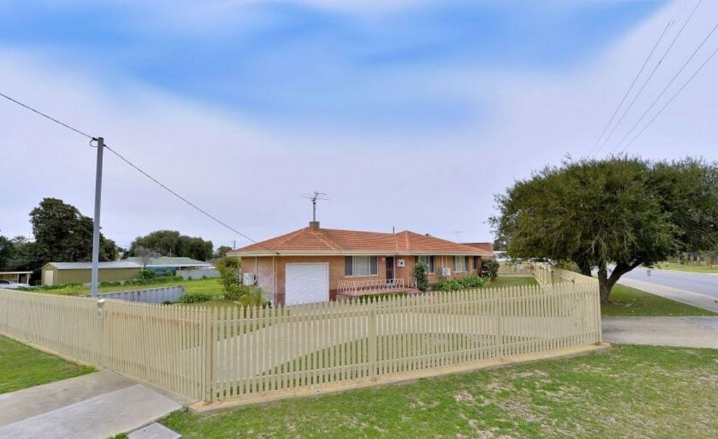 61 Randell St, Mandurah, WA 6210